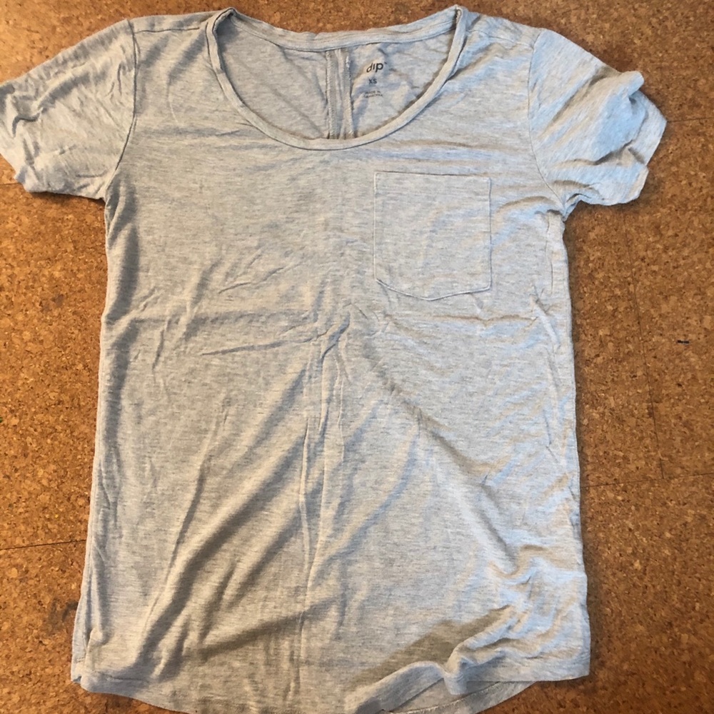 Simple gray tshirt